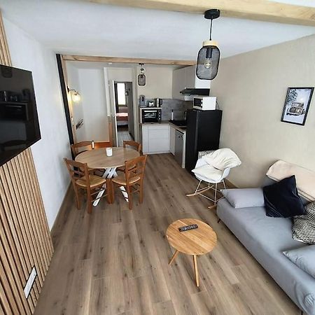 T2 Cosy Au Pied Des Pistes Apartman Bagnères-de-Bigorre Kültér fotó